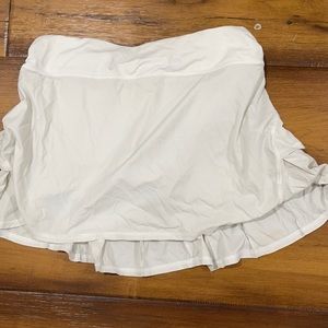 white lululemon lace setter skirt